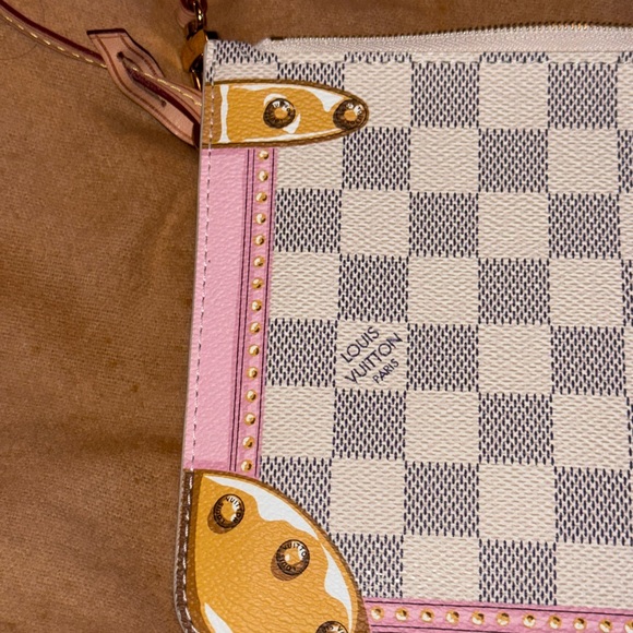 NWOT Authentic LTD Edition LV damier azur summer trunk neverfull pouch - Picture 12 of 13